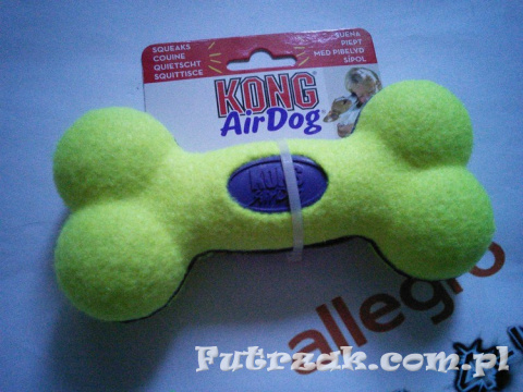 Kość tenisowa-Kong AirDog Squeaker Bone/M Kość tenisowa-Kong AirDog Squeaker Bone/M
