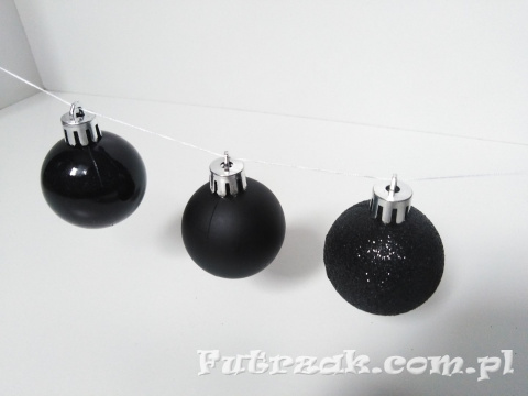 Bombki plastikowe/czarne/tuba-18szt. Bombki plastikowe/czarne/tuba-18szt.